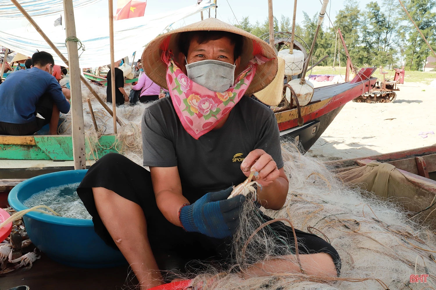 Vấn nạn tàu giã cào trên vùng biển Hà Tĩnh (bài 1): Khai thác tận diệt và hậu quả của việc giành giật ngư trường