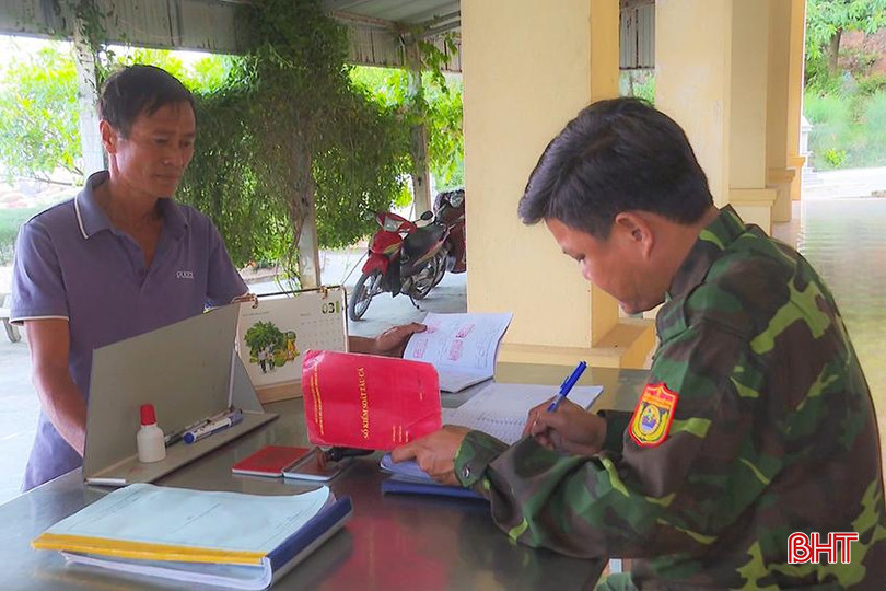 Hà Tĩnh tiếp tục triển khai việc đăng ký, cấp giấy phép khai thác thủy sản theo quy định cho các tàu cá "3 không". z5682156646733_8e882b3a7ffcb4aa154256f08e267f82.jpg