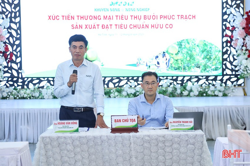 Phó Giám đốc Trung tâm Khuyến nông Quốc gia Hoàng Văn Hồng phát biểu tại diễn đàn. bqbht_br_img-0495-7936.jpg