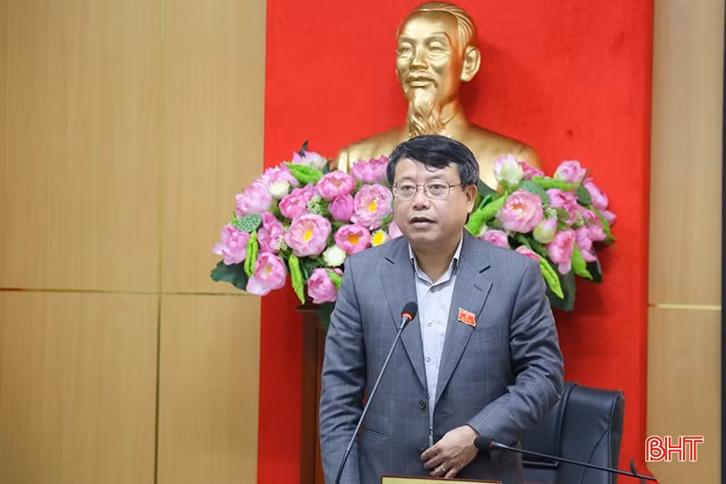 Bí thư Thành ủy Dương Tất Thắng phát biểu bế mạc kỳ họp.