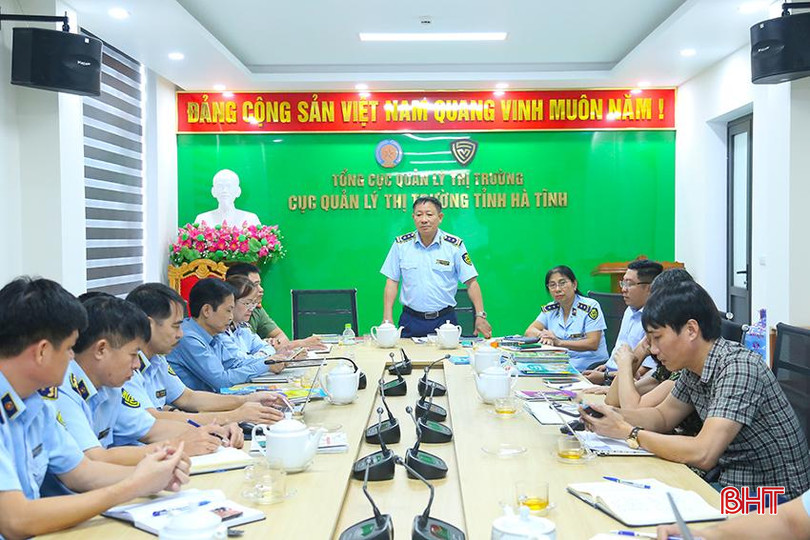 Các địa biểu tham dự hội nghị hướng dẫn phân biệt sách thật, sách giả. IMG_9645.jpg