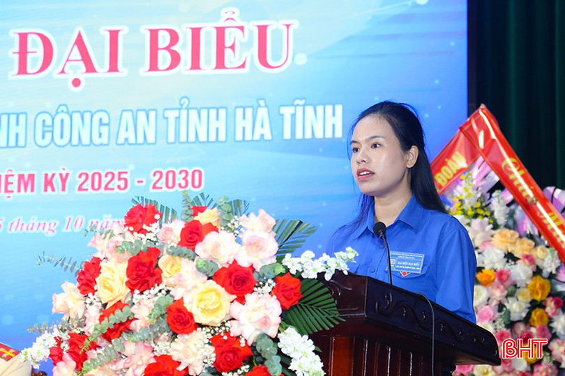 Phó Chủ tịch Ủy ban MTTQ tỉnh, Bí thư Tỉnh đoàn Hà Tĩnh Nguyễn Ny Hương: Đoàn Thanh niên Công an tỉnh cần đổi mới mạnh mẽ cả về nội dung và phương thức hoạt động để thu hút thanh niên; tăng cường bồi dưỡng lý tưởng cách mạng, lòng yêu nước, giáo dục lối sống văn hóa; chú trọng xây dựng giá trị hình mẫu thanh niên công an thời kỳ mới đặc biệt là tinh thần vì Nhân dân phục vụ. bqbht_br_img-0488.jpg