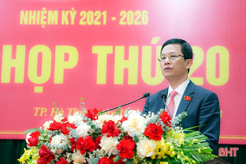 Chủ tịch UBND thành phố Nguyễn Trọng Hiếu tiếp thu, giải trình một số vấn đề được các đại biểu hội đồng và cử tri quan tâm. bqbht_br_24.jpg