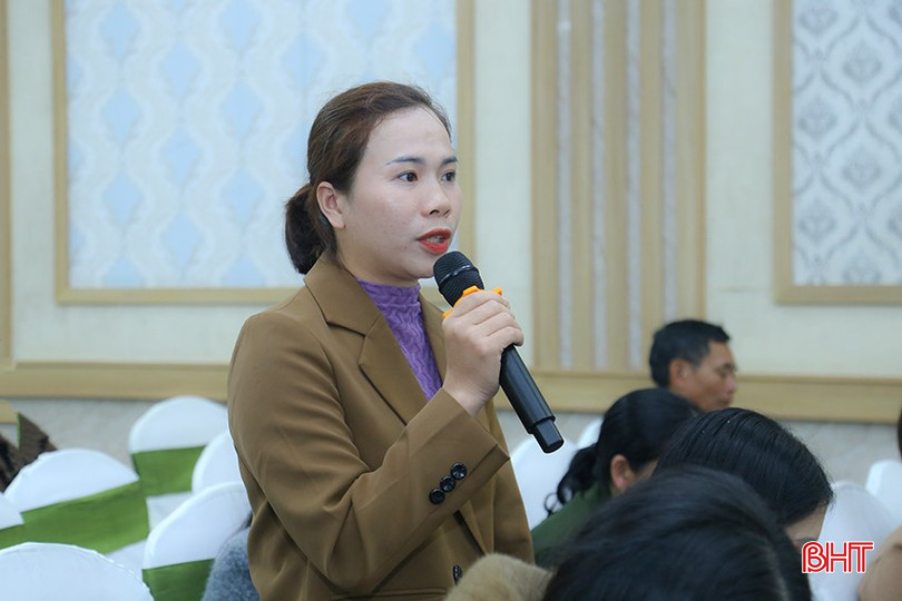 Đại diện HTX Nông nghiệp CHOA (huyện Hương Khê) chia sẻ những khó khăn trong sản xuất nông nghiệp hữu cơ. bqbht_br_img-7869.jpg