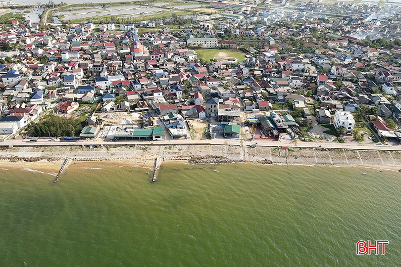 Ha Tinh proposed support to upgrade the degraded Cam Nhuong dike and embankment system (Thien Cam commune). bqbht_br_image-2025-10-31t082106288.jpg