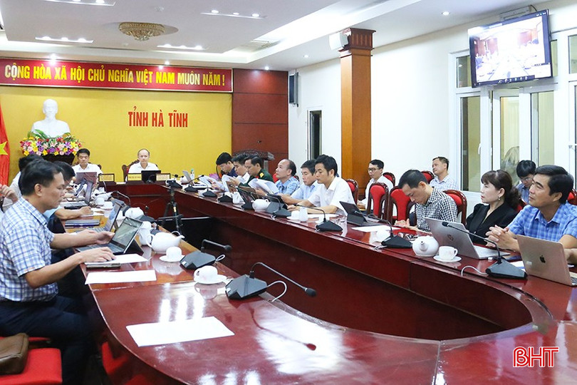 Đại biểu tham dự hội nghị tại điểm cầu Hà Tĩnh. img-0161-5605-1110.jpg