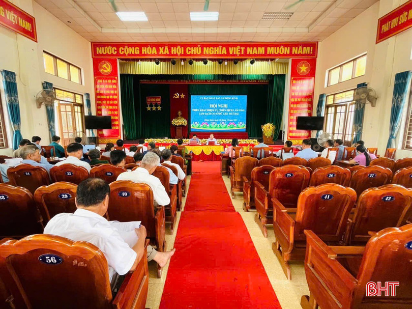 Các địa phương triển khai hội nghị triển khai chiến dịch làm giàu, làm sạch cơ sở dữ liệu đất đai trên địa bàn. bqbht_br_z7143334019500-f76192047b99b93e36160b22abf78446.jpg