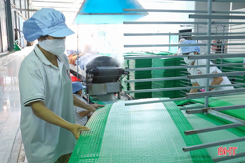 Bánh đa nem là sản phẩm truyền thống của TP Hà Tĩnh. bqbht_br_img-0403.jpg
