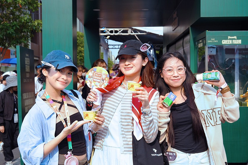 Vinamilk Green Farmは、ブランド、製品、ユーザーへのアプローチにおける革新により、新世代の消費者を魅了しています(写真:An Minh)。 anh-5a-1-copy.jpg