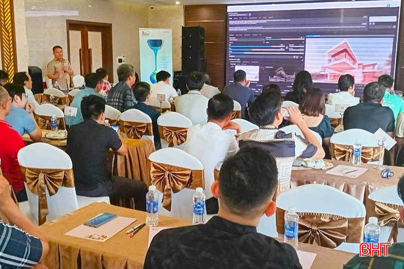 Các chuyên gia chia sẻ thông tin tại hội nghị về AI trong thiết kế kiến trúc - xây dựng do Hội Kiến trúc sư Hà Tĩnh tổ chức vừa qua. bqbht_br_z6995811678170-9bd73f6dcb274a1fd1c5cfee74e38a55.jpg