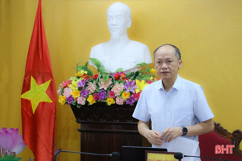 Phó Chủ tịch Thường trực UBND tỉnh Nguyễn Hồng Lĩnh phát biểu chỉ đạo tại điểm cầu Hà Tĩnh. img-0343-9960-2188.jpg