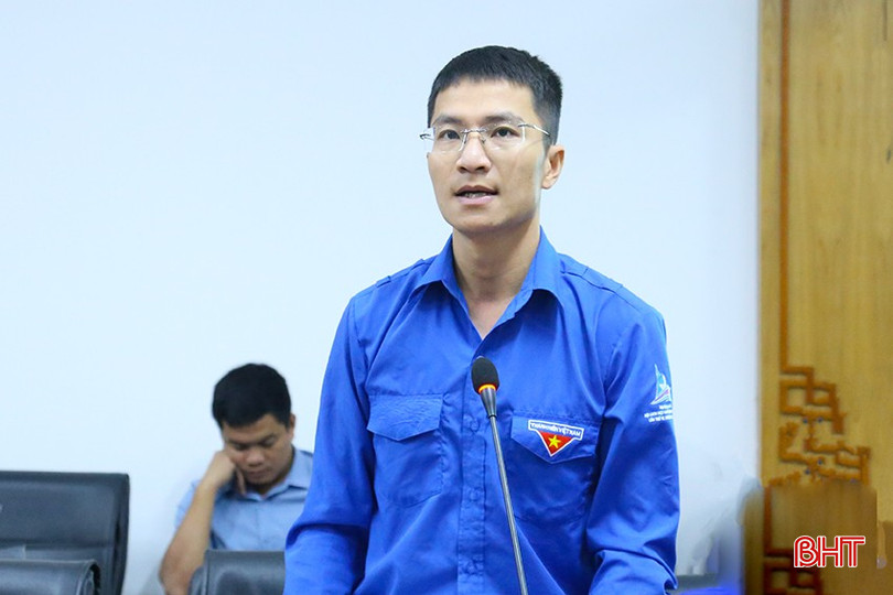 Đoàn viên Nguyễn Cao Cường (phường Bắc Hà) đề nghị trong quá trình mở rộng địa giới hành chính, thành phố có giải pháp thế nào trong việc quy hoạch, xây dựng các khu thể thao cho thanh niên, các thiết chế văn hoá phù hợp với thanh, thiếu nhi trên địa bàn... img-5909-6592.jpg