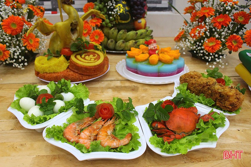 Mâm cỗ cúng được bày biện đẹp mắt phục vụ nhu cầu ngày càng cao của khách hàng. bqbht_br_z6288723344932-1d8826ec47b5b81c2f3579c78d10cd97.jpg