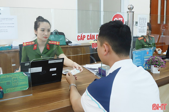 Sớm lấp đầy tỷ lệ cấp thẻ căn cước cho công dân Hà Tĩnh