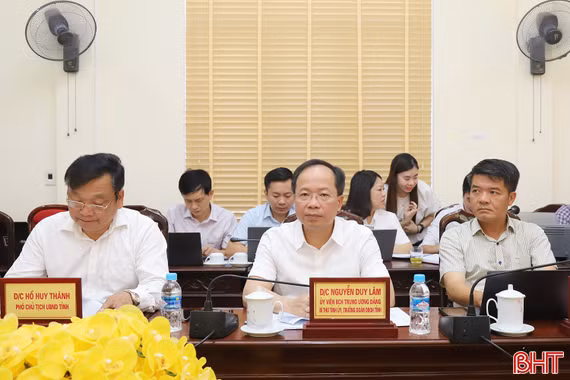 Bí thư Tỉnh ủy Nguyễn Duy Lâm chủ trì phiên tiếp công dân tháng 5