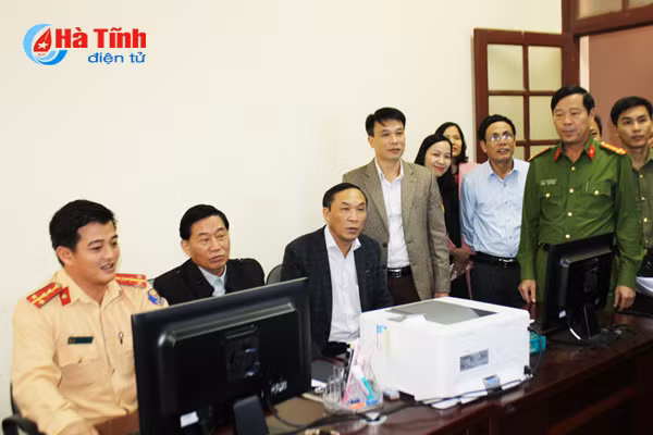 203 725 truong hop vi pham atgt bi xu ly trong 4 nam