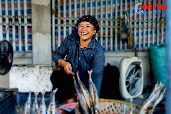 ngam 5 tac pham xuat sac dau tien cuoc thi anh ha tinh trong toi