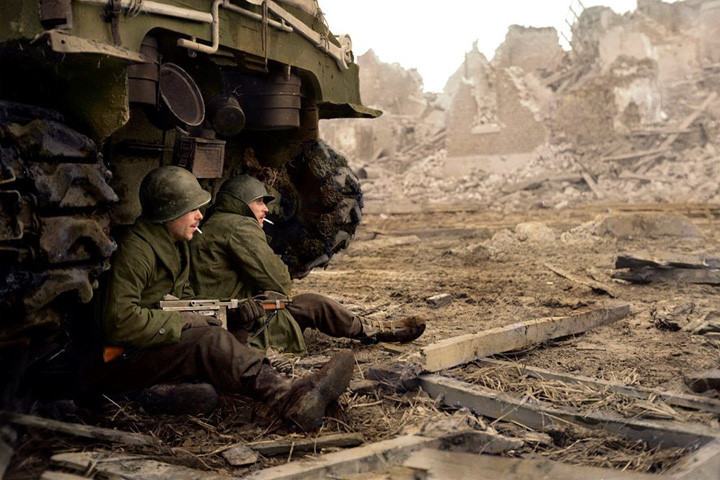 loat anh to mau song dong den ngo ngang ve the chien 2