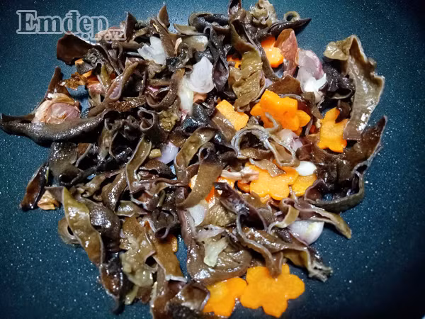 troi lanh ma an thit dong thom ngon mem ngay dua com phai biet