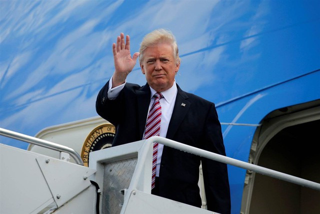hom nay tong thong donald trump toi ha noi