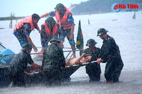 ngam 5 tac pham xuat sac dau tien cuoc thi anh ha tinh trong toi