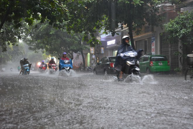 cac tinh tu ha tinh quang ngai tiep tuc mua ngap lut dien rong