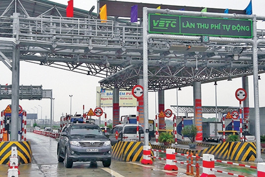 Dự án thu phí tự động không dừng đến nay mới có 13 trong tổng số 27 trạm vận hành thương mại - Ảnh: Khánh Linh 8 tram bot co the bi dung neu cham thu phi tu dong