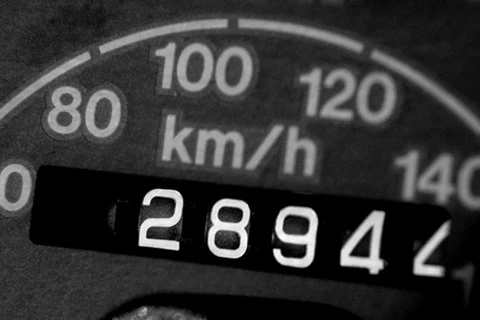 8 yeu to quyet dinh den gia ban xe cu