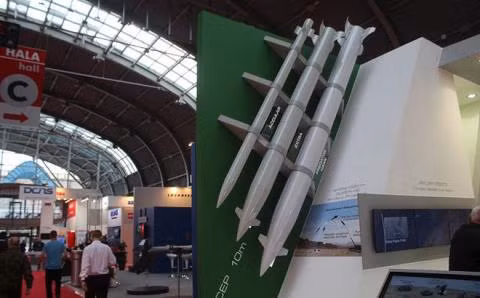 phao phan luc cua viet nam se co dan tam ban 250km