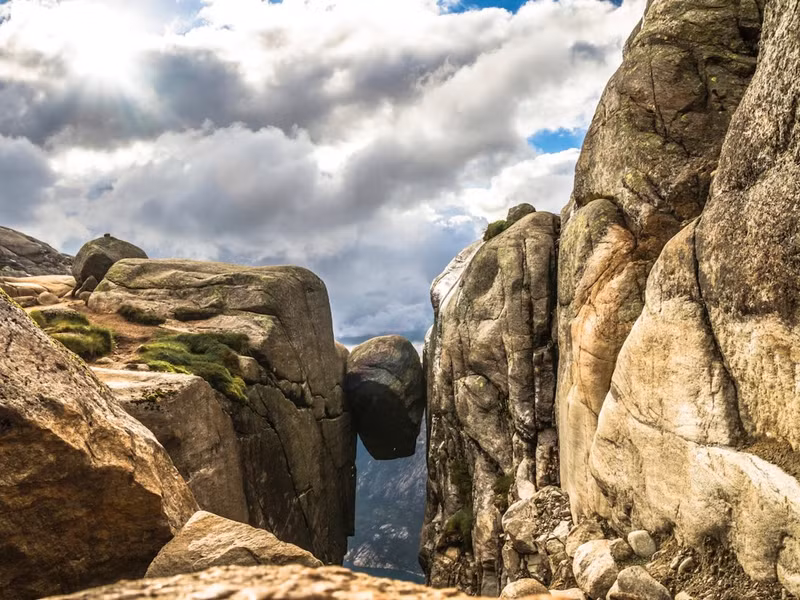 ha noi dung thu 3 top 20 diem den du khach muon ghe tham nhat the gioi