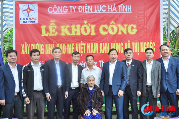 dien luc ha tinh lam nha tinh nghia cho me viet nam anh hung