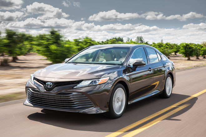 trai nghiem toyota camry 2018 va honda accord 2018