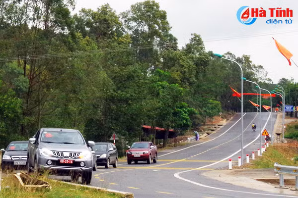 dam cuoi ngoai toc thu 5 o ban rao tre