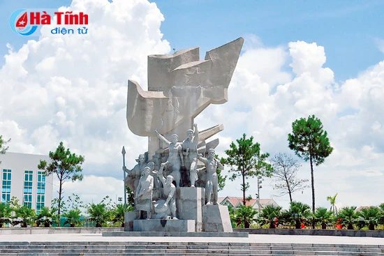 cach mang thang muoi nga chieu sang khap nam chau