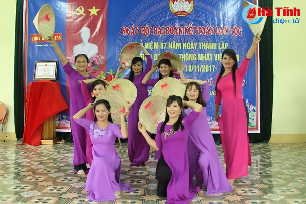 chu tich ubmttq tinh du ngay hoi dai doan ket tai vu quang