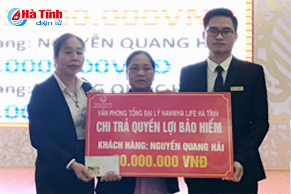hanwha life chi tra quyen loi bao hiem cho khach hang