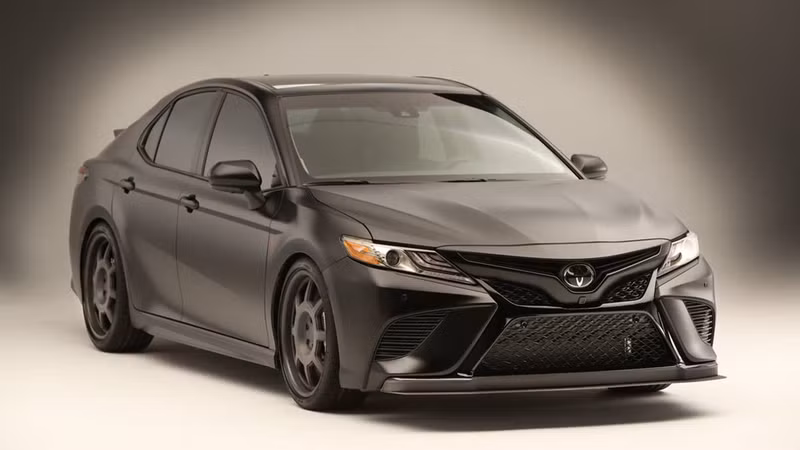 5 phien ban toyota camry danh rieng cho tay dua nascar