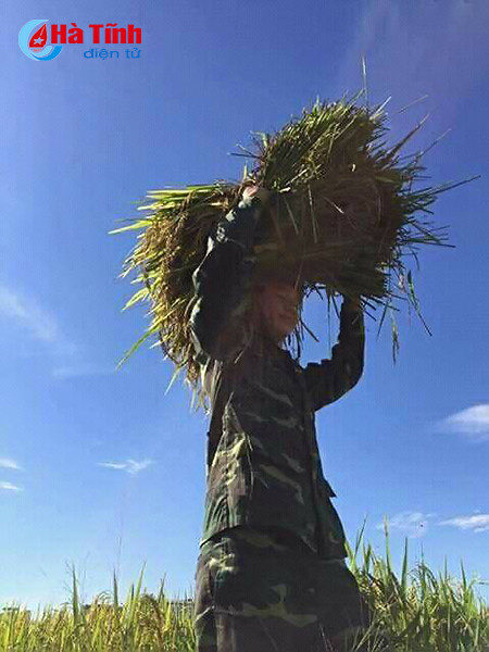 ngam 5 tac pham xuat sac dau tien cuoc thi anh ha tinh trong toi