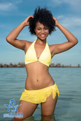 ngam dan thi sinh hoa hau lan quoc te khoe dang trong trang phuc bikini