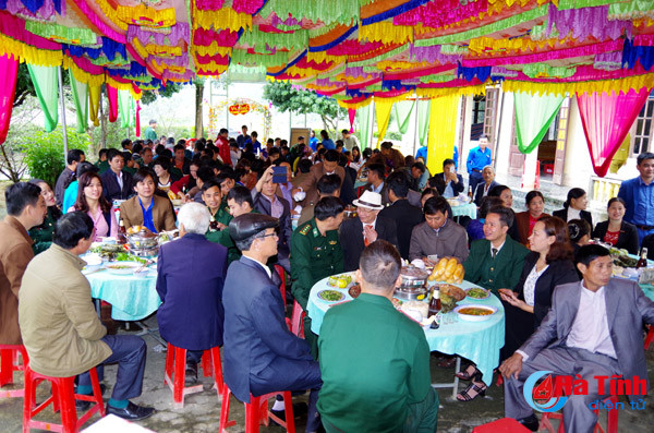 dam cuoi ngoai toc thu 5 o ban rao tre