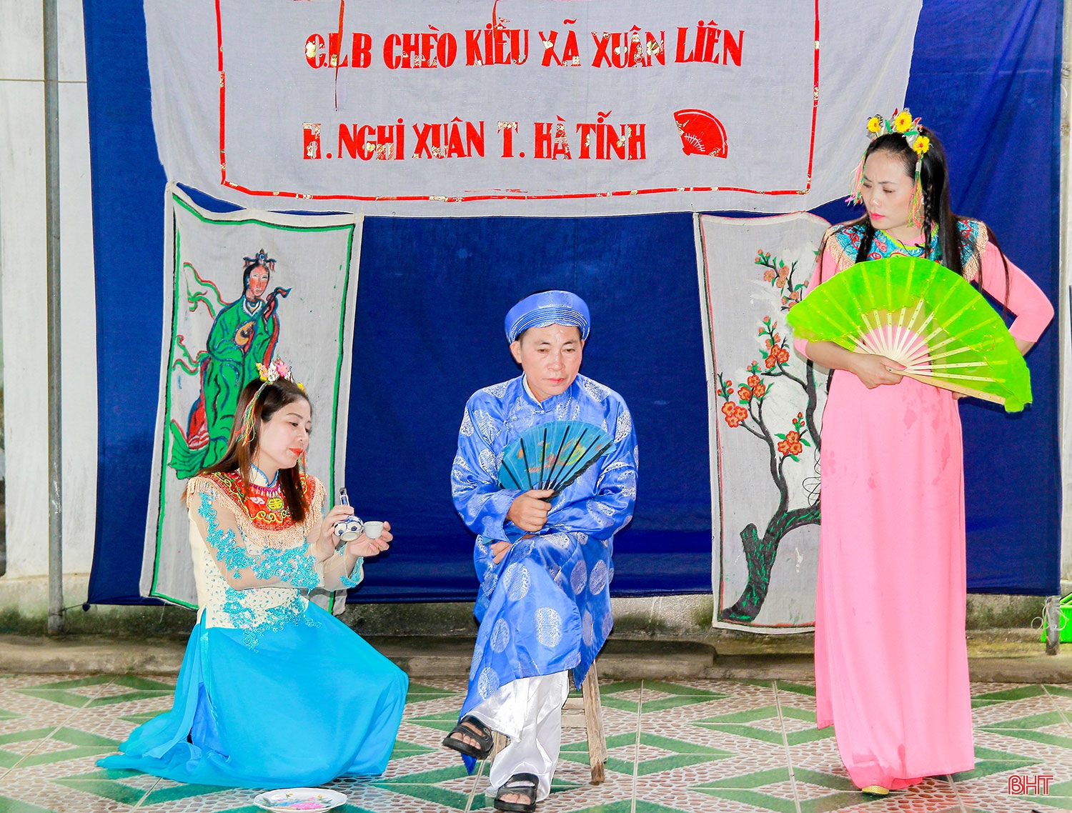 Non nước Nghi Xuân