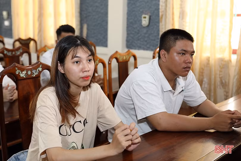 Quỹ Minh Đức - Formosa Hà Tĩnh trao học bổng cho sinh viên hoàn cảnh khó khăn 