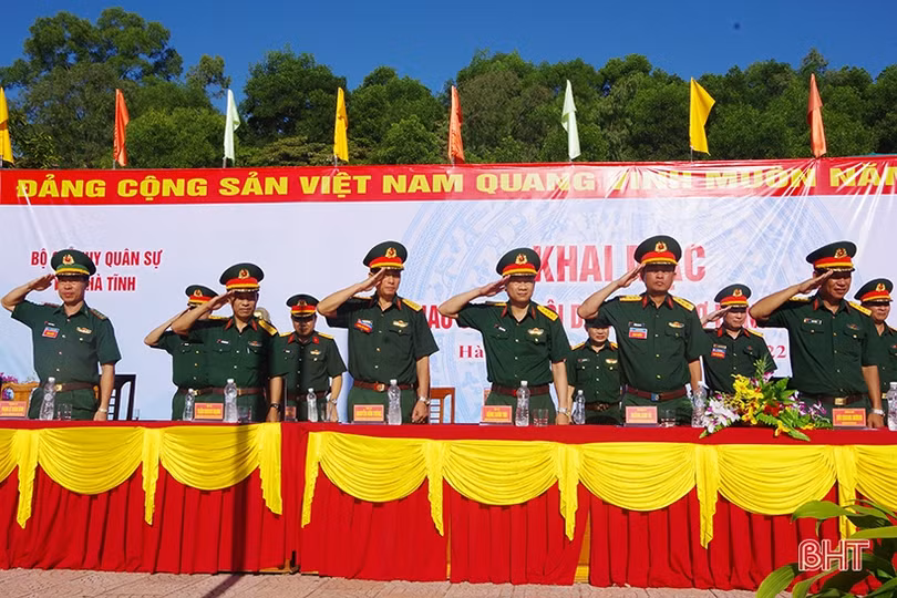 Hà Tĩnh khai mạc hội thao trung đội dân quân cơ động năm 2022