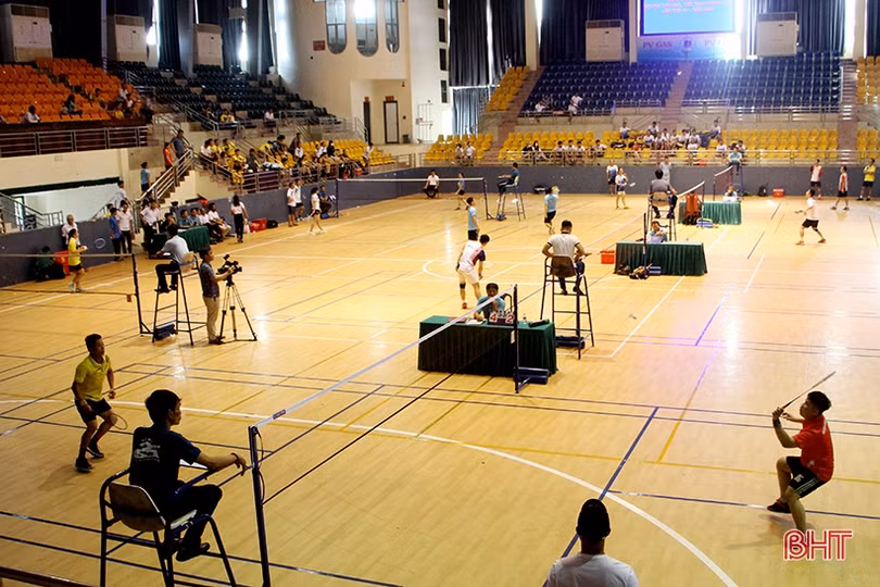 Thành phố Hà Tĩnh nhất toàn đoàn Giải Cầu lông Đại hội TDTT toàn tỉnh lần thứ IX