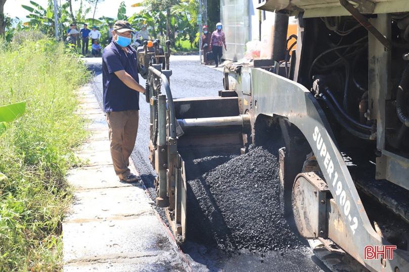 Thị trấn Phố Châu huy động nhiều nguồn lực “nâng chất” các tuyến giao thông