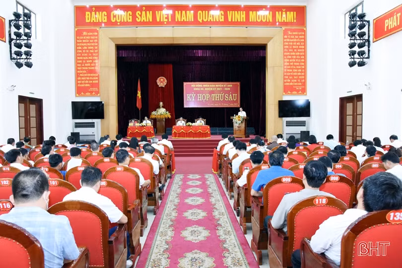 Hội đồng nhân dân huyện Kỳ Anh xem xét thông qua 7 nghị quyết quan trọng