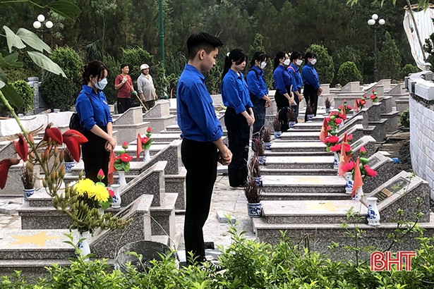 Tuổi trẻ Hà Tĩnh tích cực thực hiện các hoạt động “Uống nước nhớ nguồn”