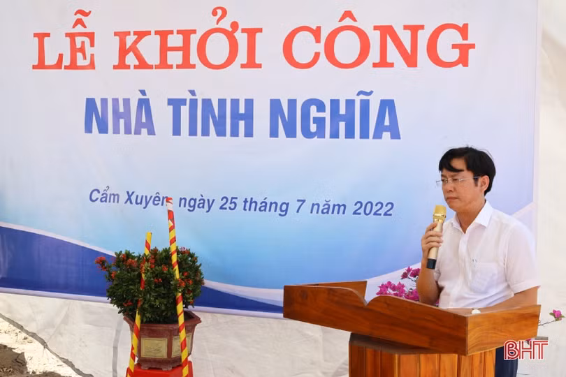 Tổ chức doanh nghiệp trao nhà tình nghĩa cho các gia đình có hoàn cảnh khó khăn