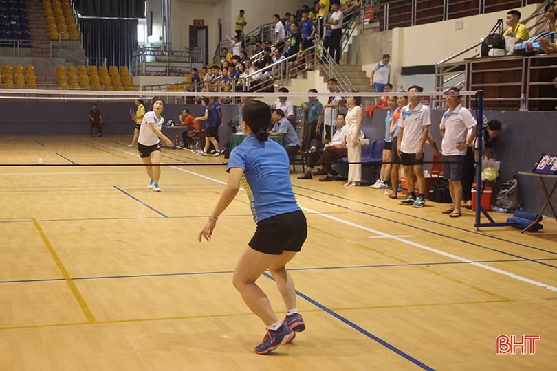 Hơn 200 VĐV dự Giải Cầu lông Đại hội TDTT tỉnh Hà Tĩnh lần thứ IX