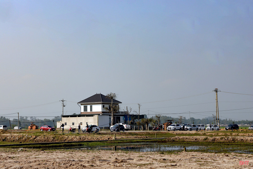 Dư nợ cho vay cá nhân, hộ gia đình ở các ngân hàng Hà Tĩnh chiếm trên 67% ảnh 3 Dư nợ cho vay cá nhân, hộ gia đình ở các ngân hàng Hà Tĩnh chiếm trên 67%